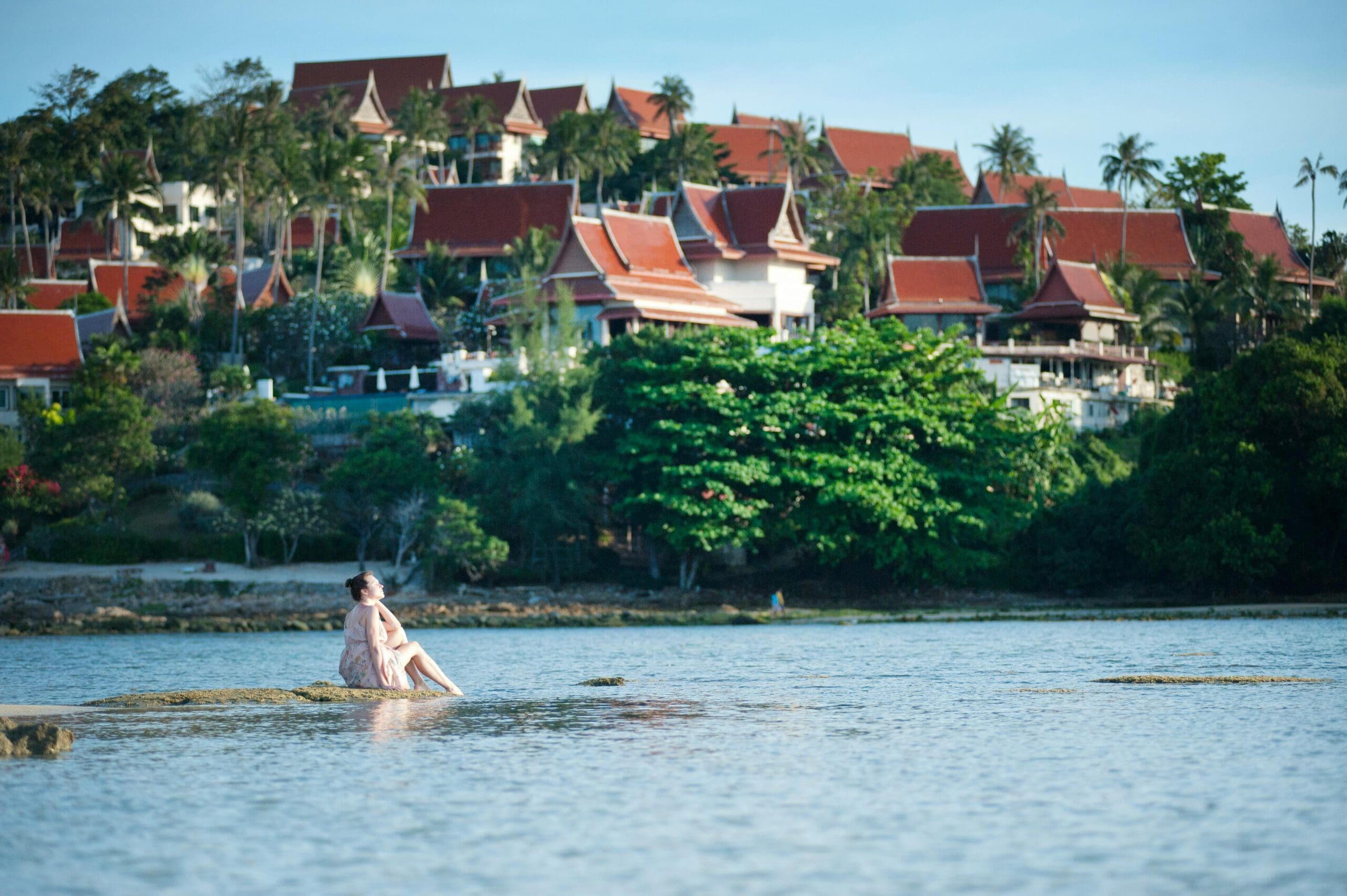 real estate in thailand on a cliffs edge